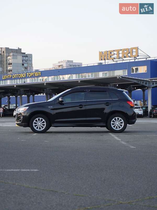 Внедорожник / Кроссовер Mitsubishi ASX 2014 в Киеве