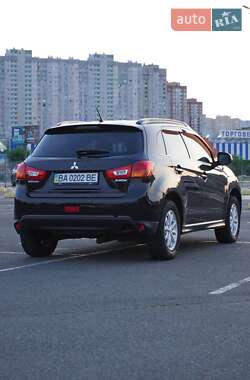 Внедорожник / Кроссовер Mitsubishi ASX 2014 в 