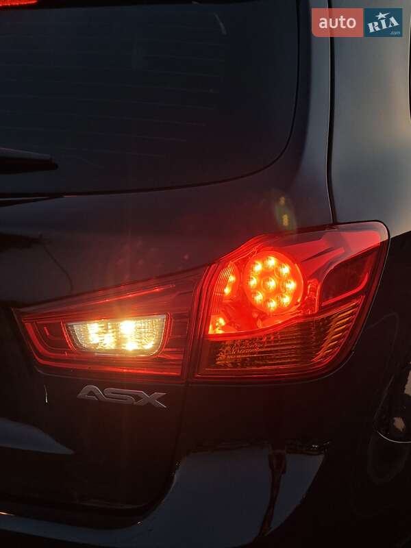 Внедорожник / Кроссовер Mitsubishi ASX 2014 в Киеве