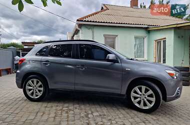 Внедорожник / Кроссовер Mitsubishi ASX 2011 в 