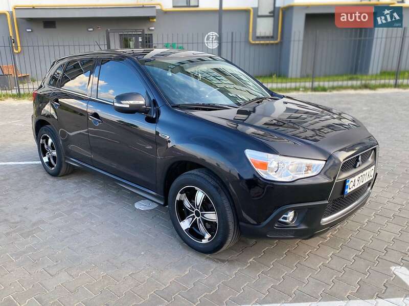 Позашляховик / Кросовер Mitsubishi ASX 2010 в Черкасах