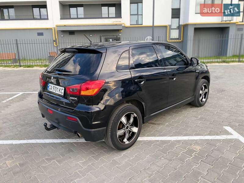 Позашляховик / Кросовер Mitsubishi ASX 2010 в Черкасах