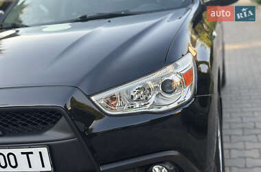 Внедорожник / Кроссовер Mitsubishi ASX 2010 в 