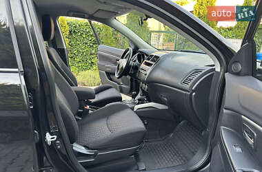 Внедорожник / Кроссовер Mitsubishi ASX 2010 в 