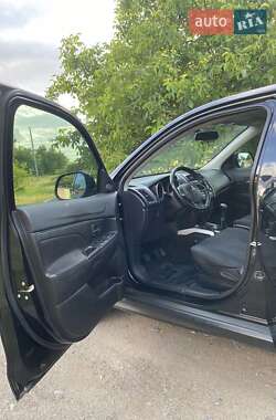 Внедорожник / Кроссовер Mitsubishi ASX 2014 в Новом Буге