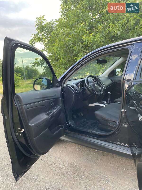 Внедорожник / Кроссовер Mitsubishi ASX 2014 в Новом Буге