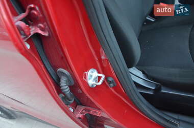 Внедорожник / Кроссовер Mitsubishi ASX 2012 в 