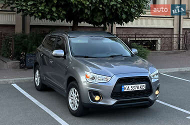 Внедорожник / Кроссовер Mitsubishi ASX 2013 в 