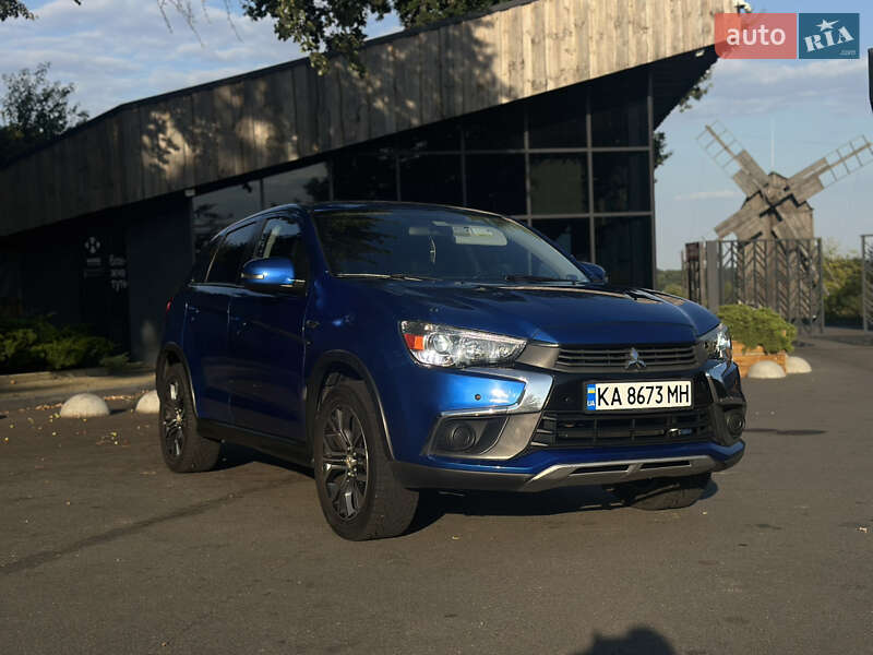 Внедорожник / Кроссовер Mitsubishi ASX 2016 в Киеве