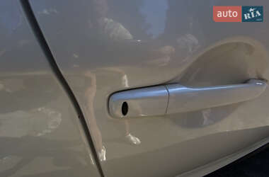 Внедорожник / Кроссовер Mitsubishi ASX 2010 в 