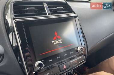 Внедорожник / Кроссовер Mitsubishi ASX 2021 в 