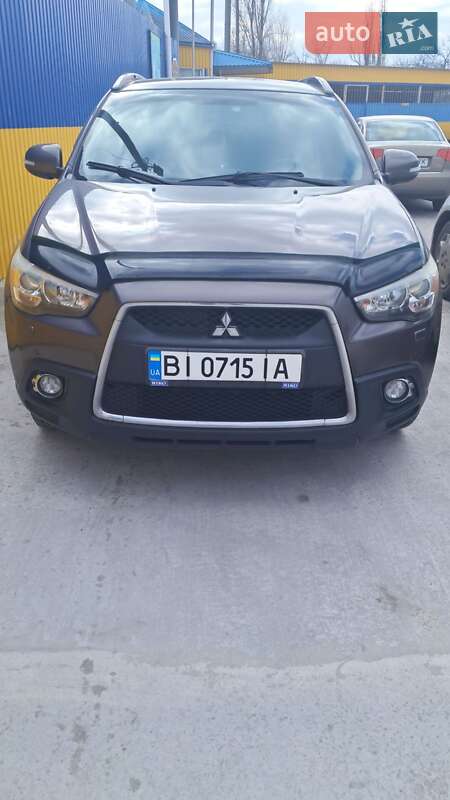 Внедорожник / Кроссовер Mitsubishi ASX 2010 в Кременчуге фото 4 Внедорожник / Кроссовер Mitsubishi ASX 2010 в Кременчуге