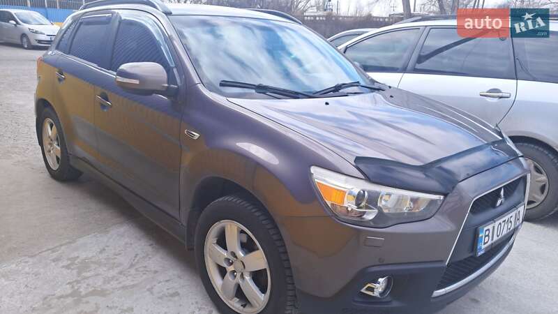 Внедорожник / Кроссовер Mitsubishi ASX 2010 в Кременчуге фото 8 Внедорожник / Кроссовер Mitsubishi ASX 2010 в Кременчуге