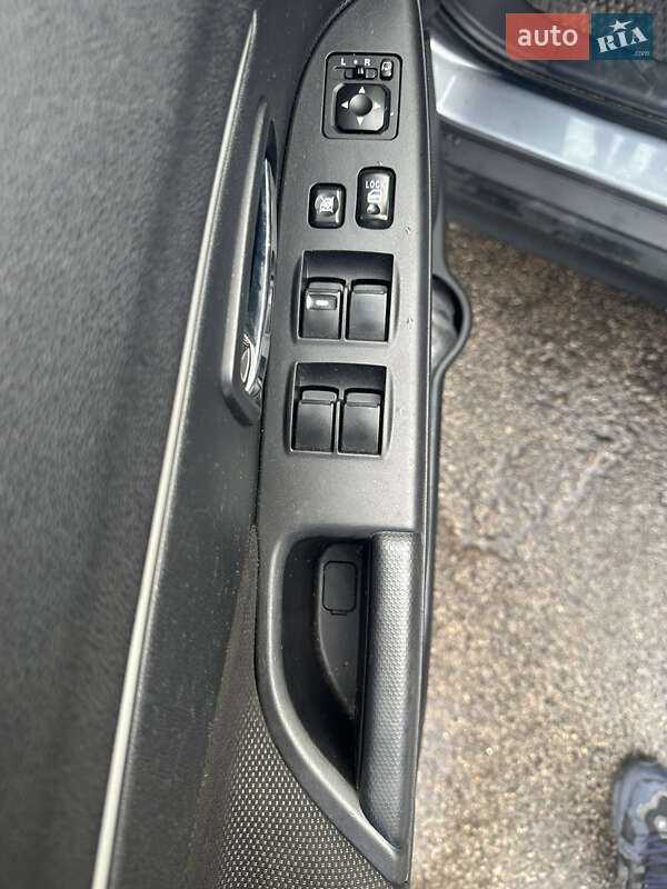 Внедорожник / Кроссовер Mitsubishi ASX 2011 в Овруче