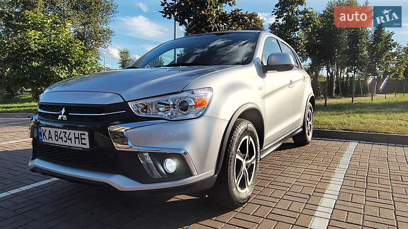 Внедорожник / Кроссовер Mitsubishi ASX 2019 в Киеве
