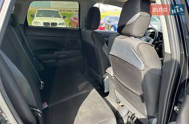 Внедорожник / Кроссовер Mitsubishi ASX 2014 в 