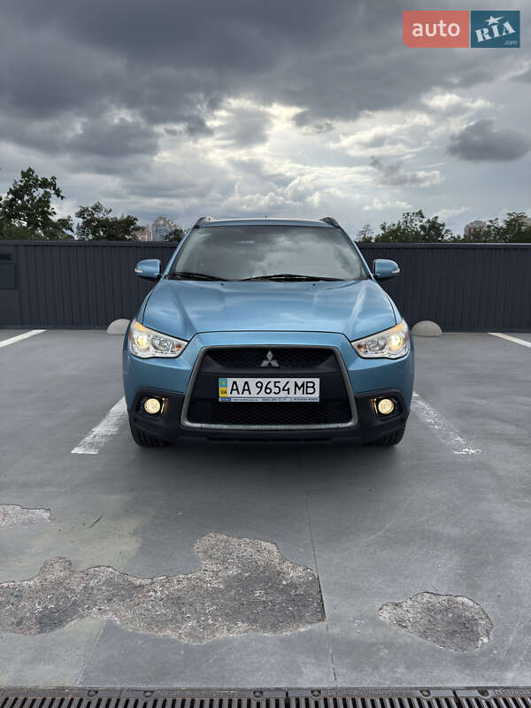 Внедорожник / Кроссовер Mitsubishi ASX 2012 в Киеве