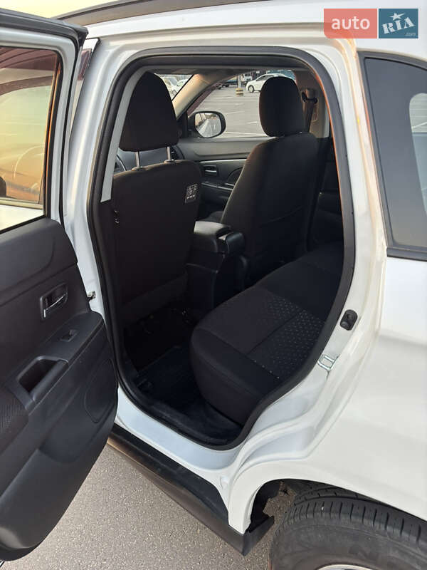 Внедорожник / Кроссовер Mitsubishi ASX 2010 в Днепре
