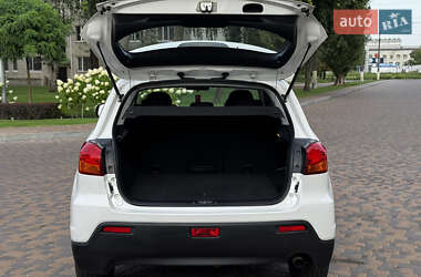 Внедорожник / Кроссовер Mitsubishi ASX 2011 в 