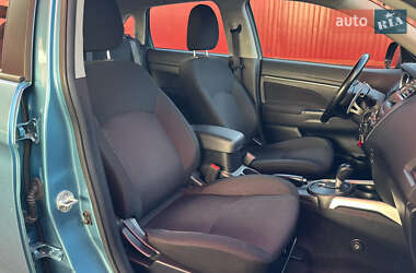 Внедорожник / Кроссовер Mitsubishi ASX 2010 в 