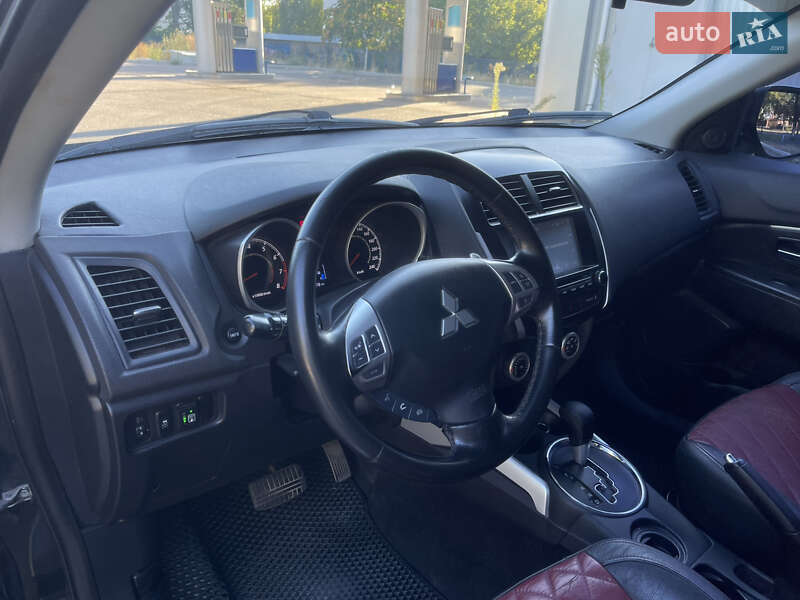 Внедорожник / Кроссовер Mitsubishi ASX 2011 в Николаеве