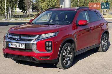 Внедорожник / Кроссовер Mitsubishi ASX 2022 в 