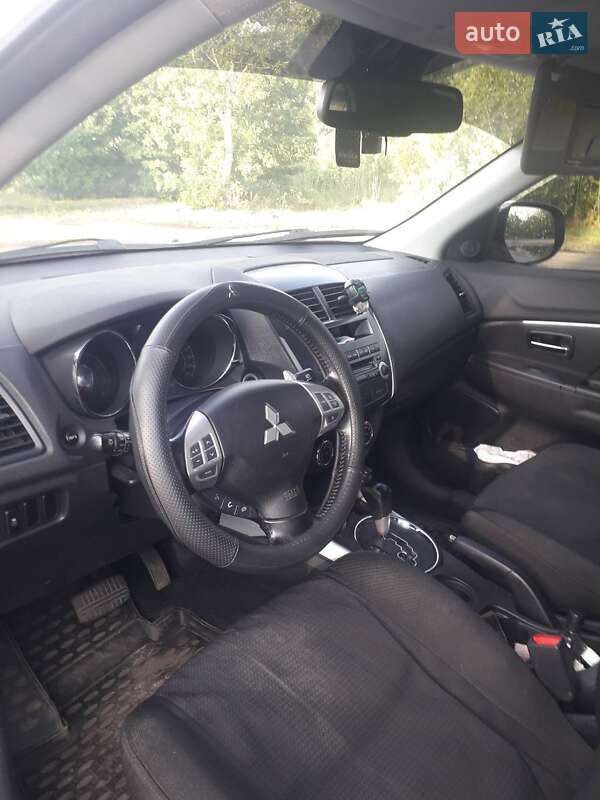 Внедорожник / Кроссовер Mitsubishi ASX 2011 в Павлограде