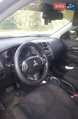 Внедорожник / Кроссовер Mitsubishi ASX 2011 в 
