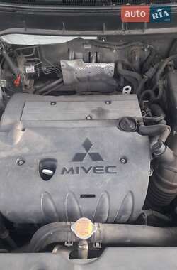 Внедорожник / Кроссовер Mitsubishi ASX 2011 в 
