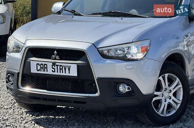 Внедорожник / Кроссовер Mitsubishi ASX 2010 в 