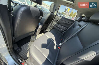 Внедорожник / Кроссовер Mitsubishi ASX 2010 в 