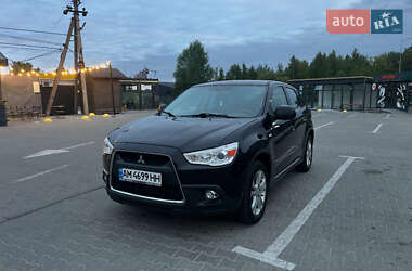Позашляховик / Кросовер Mitsubishi ASX 2010 в Києві