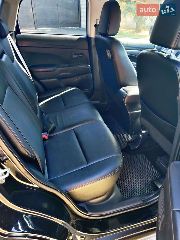 Внедорожник / Кроссовер Mitsubishi ASX 2013 в Сумах