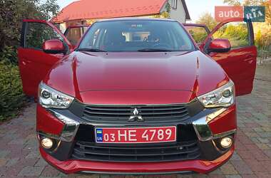 Внедорожник / Кроссовер Mitsubishi ASX 2017 в 