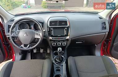Внедорожник / Кроссовер Mitsubishi ASX 2017 в 