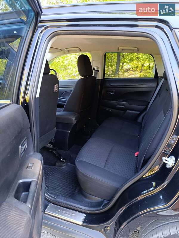 Внедорожник / Кроссовер Mitsubishi ASX 2011 в Новомосковске