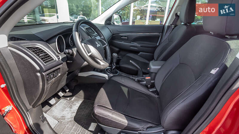 Внедорожник / Кроссовер Mitsubishi ASX 2014 в Днепре