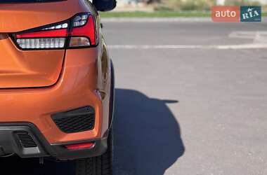 Внедорожник / Кроссовер Mitsubishi ASX 2021 в 