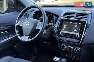 Внедорожник / Кроссовер Mitsubishi ASX 2021 в 