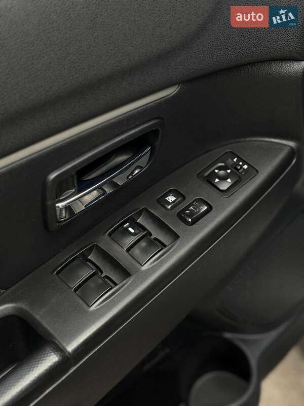 Внедорожник / Кроссовер Mitsubishi ASX 2011 в Белой Церкви