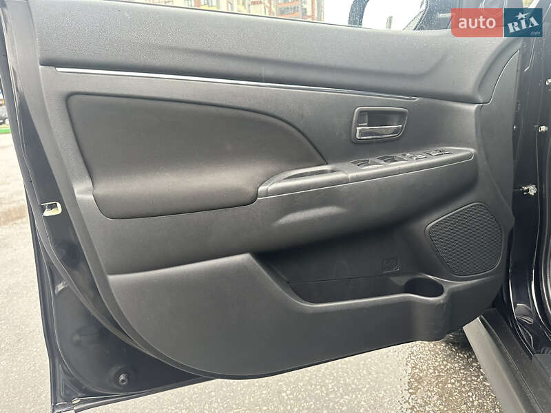 Внедорожник / Кроссовер Mitsubishi ASX 2015 в Тернополе фото 21 Внедорожник / Кроссовер Mitsubishi ASX 2015 в Тернополе