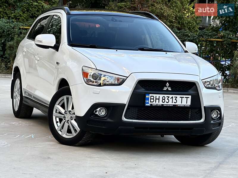 Mitsubishi ASX 2011