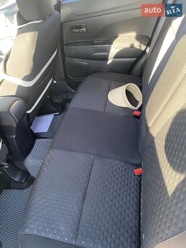 Позашляховик / Кросовер Mitsubishi ASX 2011 в Івано-Франківську