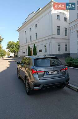 Внедорожник / Кроссовер Mitsubishi ASX 2021 в 