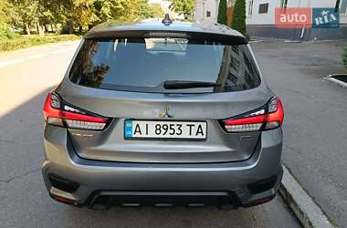 Внедорожник / Кроссовер Mitsubishi ASX 2021 в 