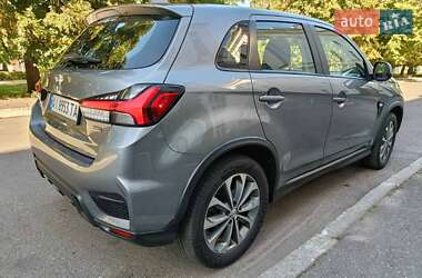 Внедорожник / Кроссовер Mitsubishi ASX 2021 в 