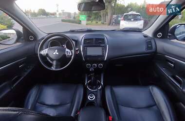 Внедорожник / Кроссовер Mitsubishi ASX 2011 в 