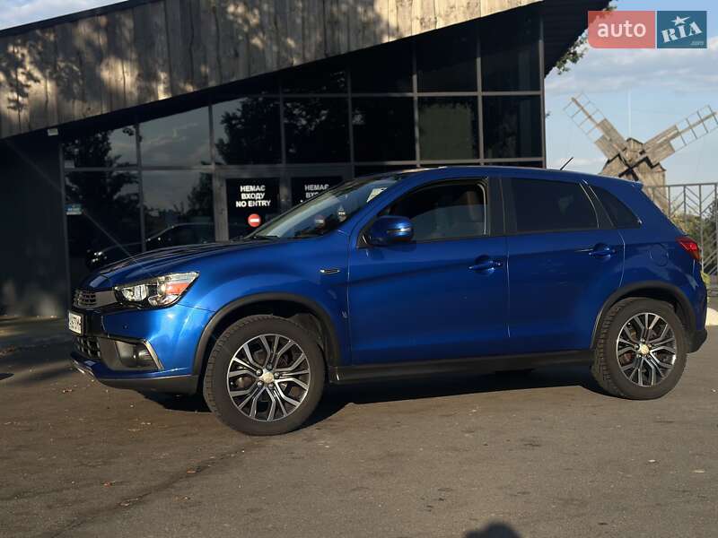 Внедорожник / Кроссовер Mitsubishi ASX 2016 в Киеве