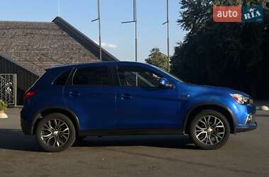 Внедорожник / Кроссовер Mitsubishi ASX 2016 в 