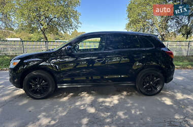 Внедорожник / Кроссовер Mitsubishi ASX 2015 в 